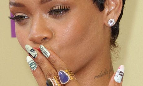 Rihanna and nails at the 2012 MTV Video Music awards