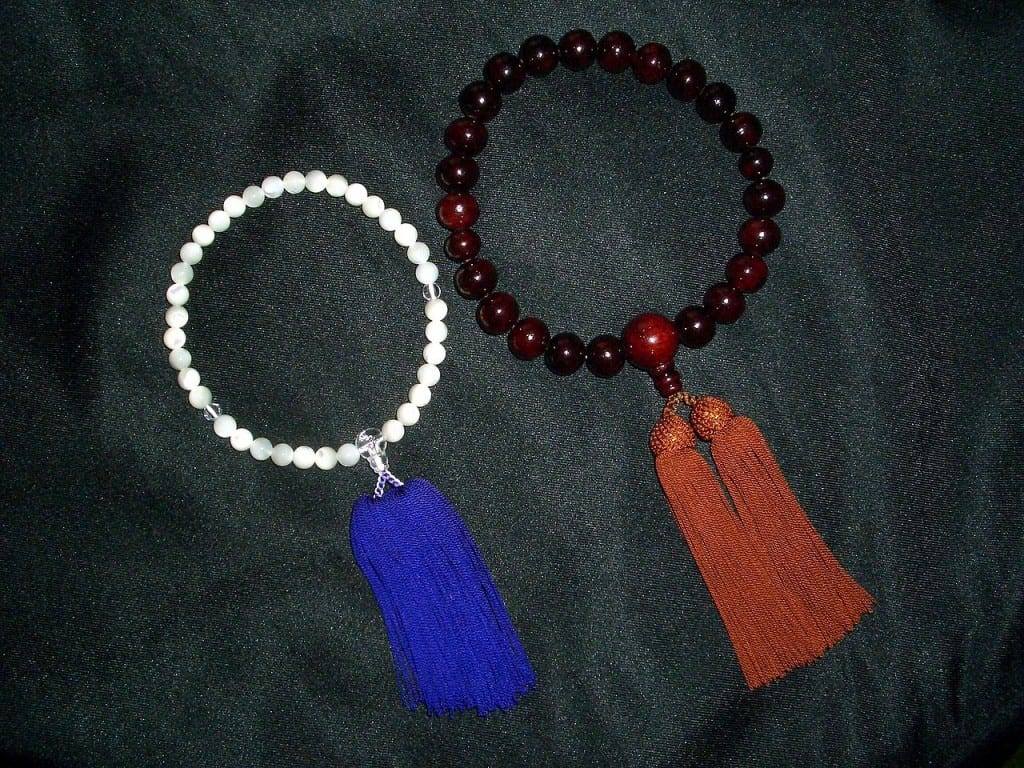 Mala -Buddhist_rosary_