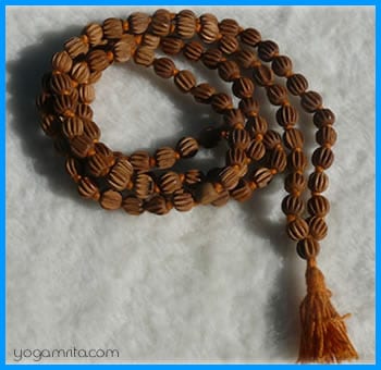 chapelet indien yogamrita_mala_108_perles
