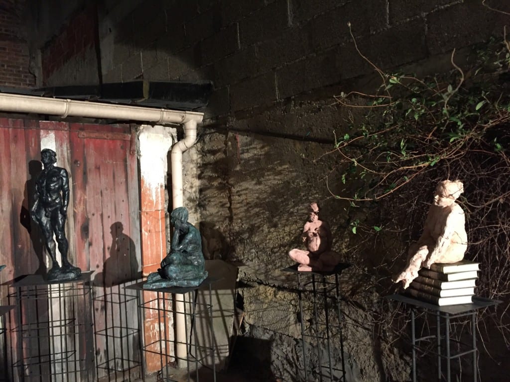 ybah-sculptures-a-la-nuit-tombee