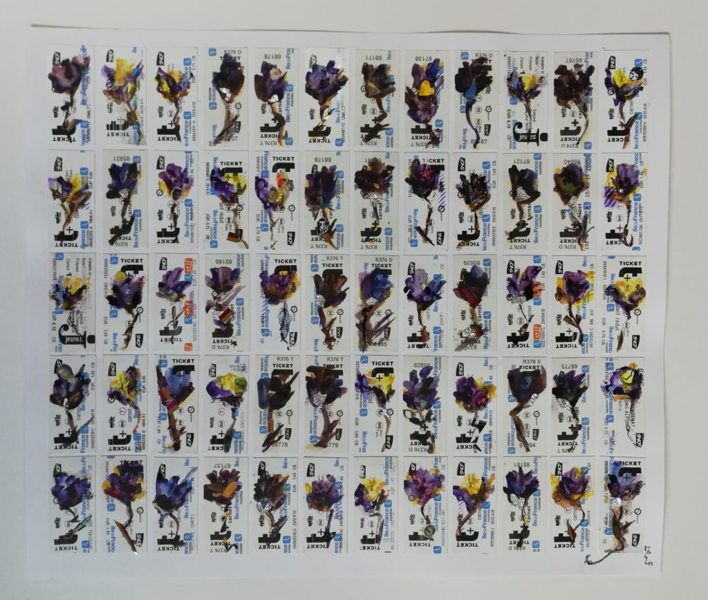 Tickets parmi les fleurs