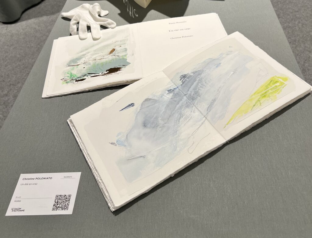 Le livre d'artiste au Salon d'Automne ; un domaine riche de créativité , sensibilité et poésie. L'art est multiple tout comme le livre. 23 artistes du livres exposent
